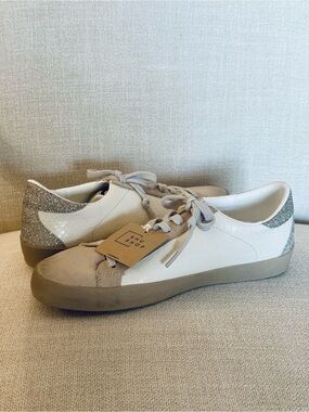 SHUSHOP Sneakers NEW WITH TAGS